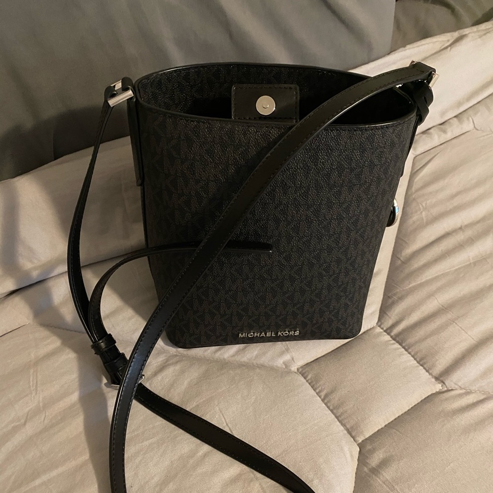 MK Kimberly Small Bucket Bag